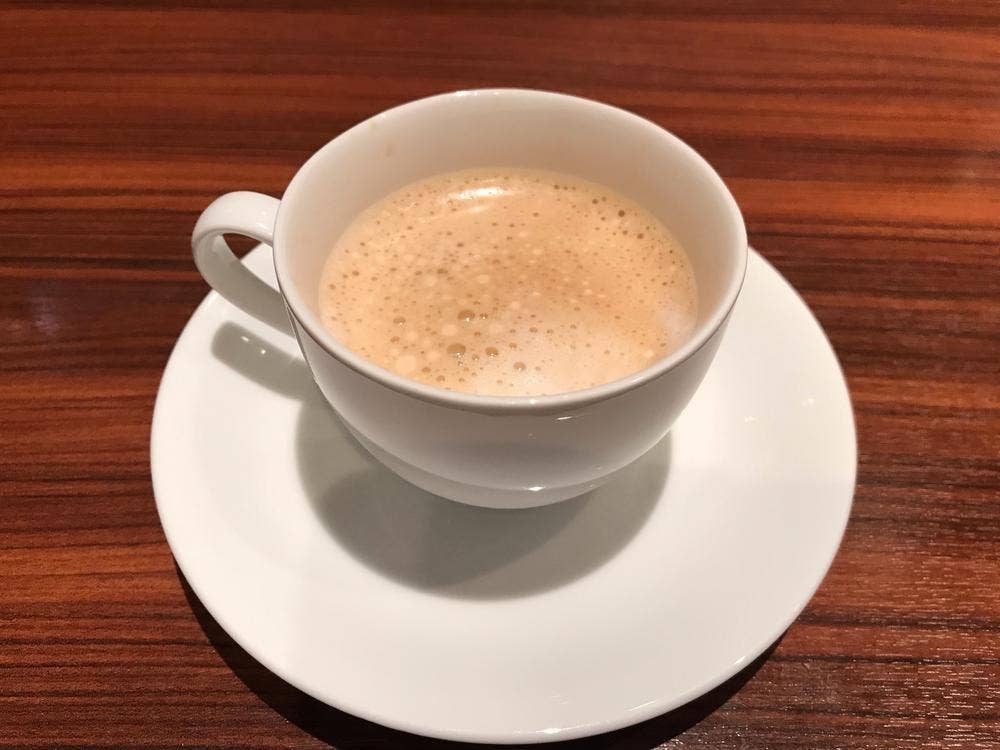 スーパーラウンジ