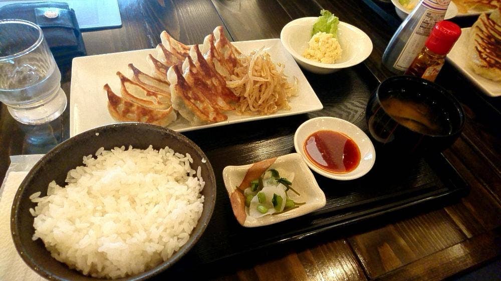 餃唐屋 つるべ