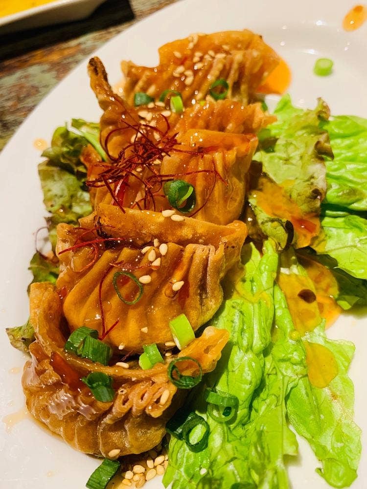 大鵬閣の餃子BAR 浅草伝一郎