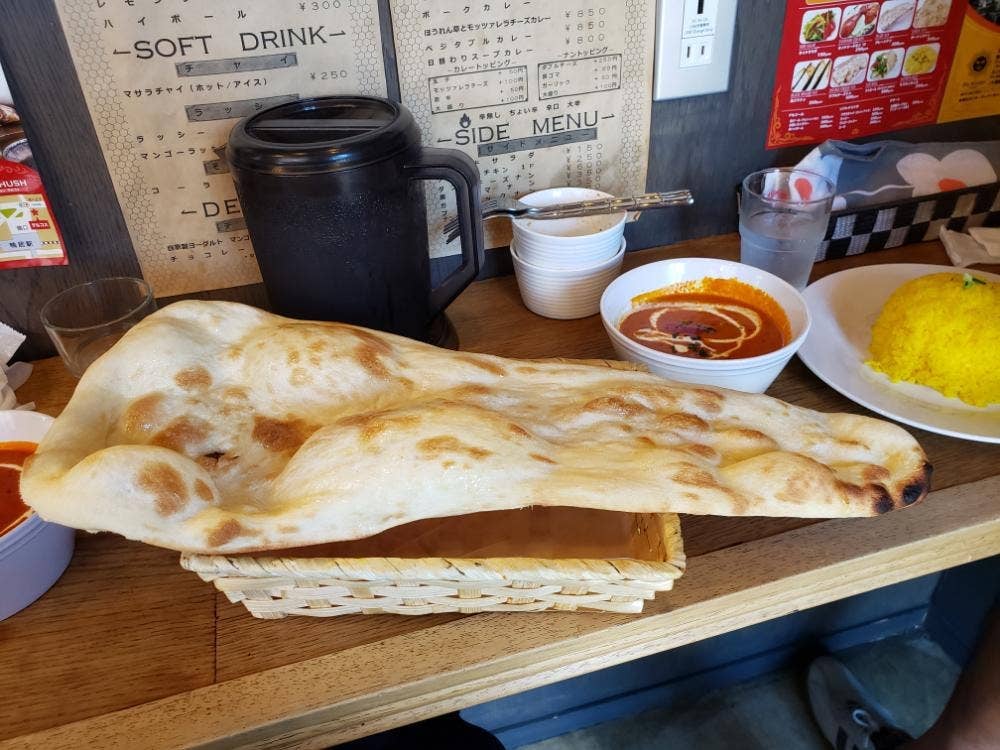 デルコス鴨居駅前店