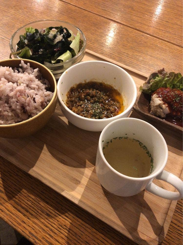 カフェ&バー ナチュラル スタンス