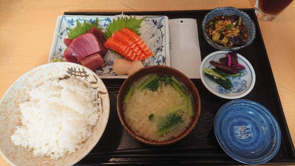 定食 さくら