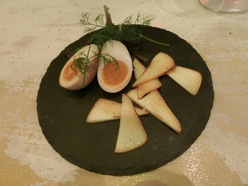 パープルカフェ ダイニング紫