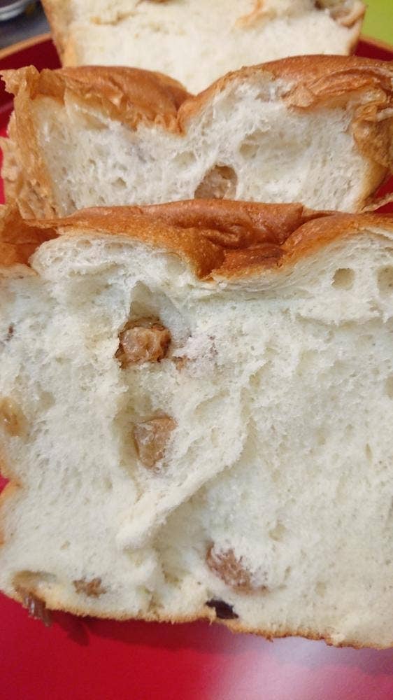 高級食パン専門店 まじヤバくない?