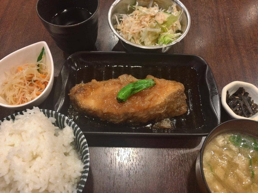 かみおか食堂