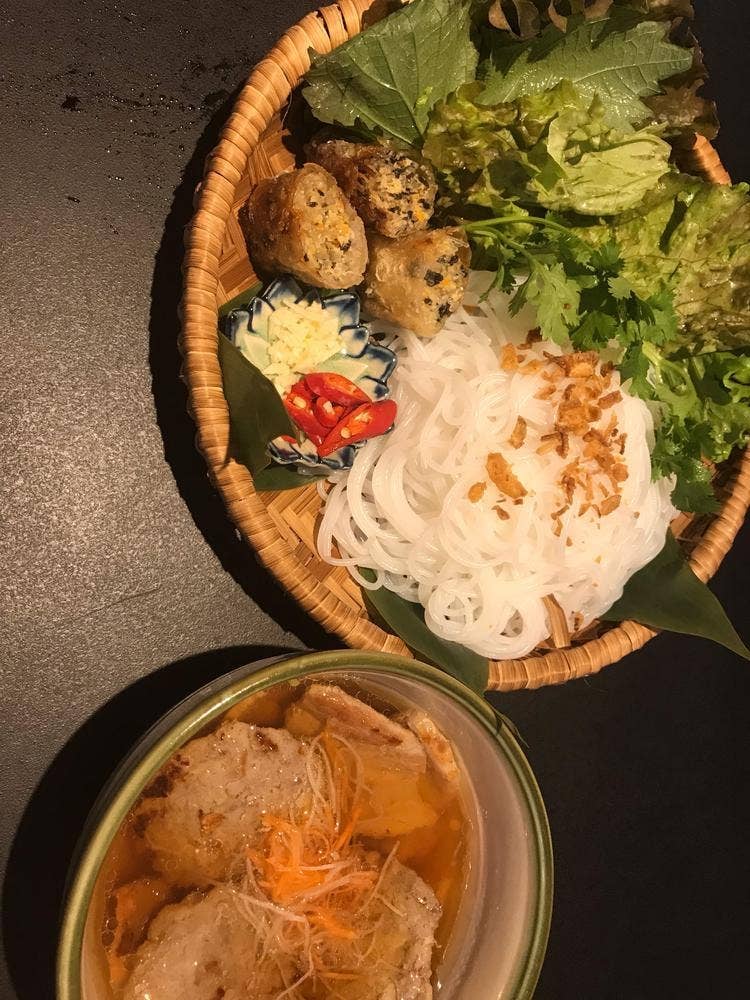 ベトナム居酒屋さるちゃん