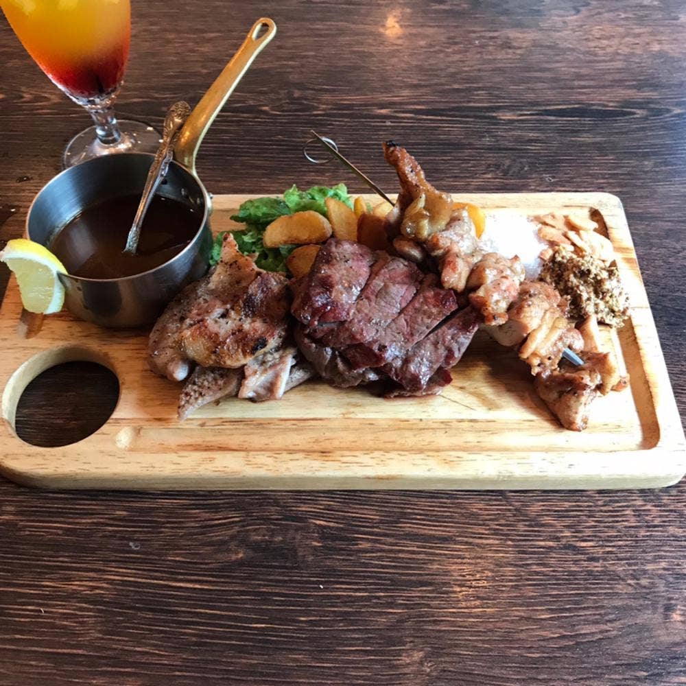 肉バル×チーズタッカルビ ミート吉田 大宮駅前店