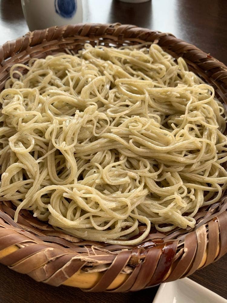 山の実