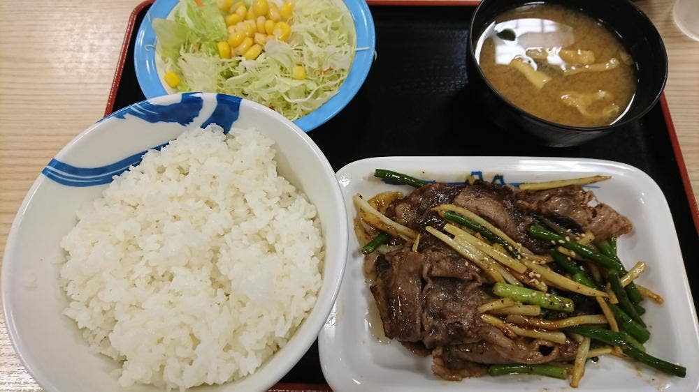松屋 豊明店