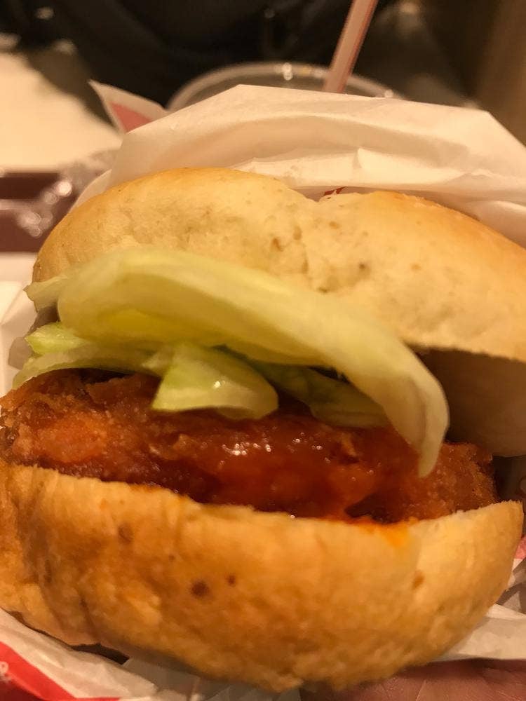 ケンタッキーフライドチキン プララ杉田店