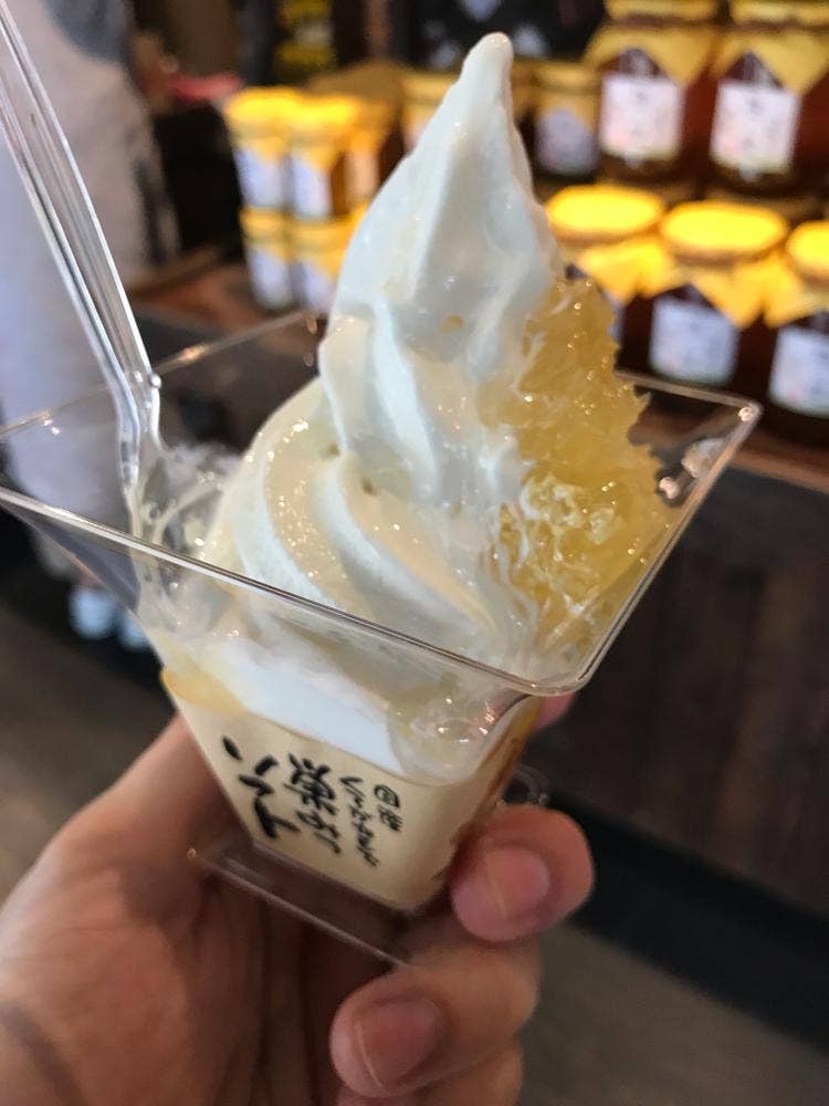 みつばち工房花の道 修善寺店