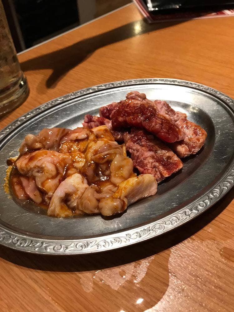 ホルモン焼肉 ぶち 皆実町店