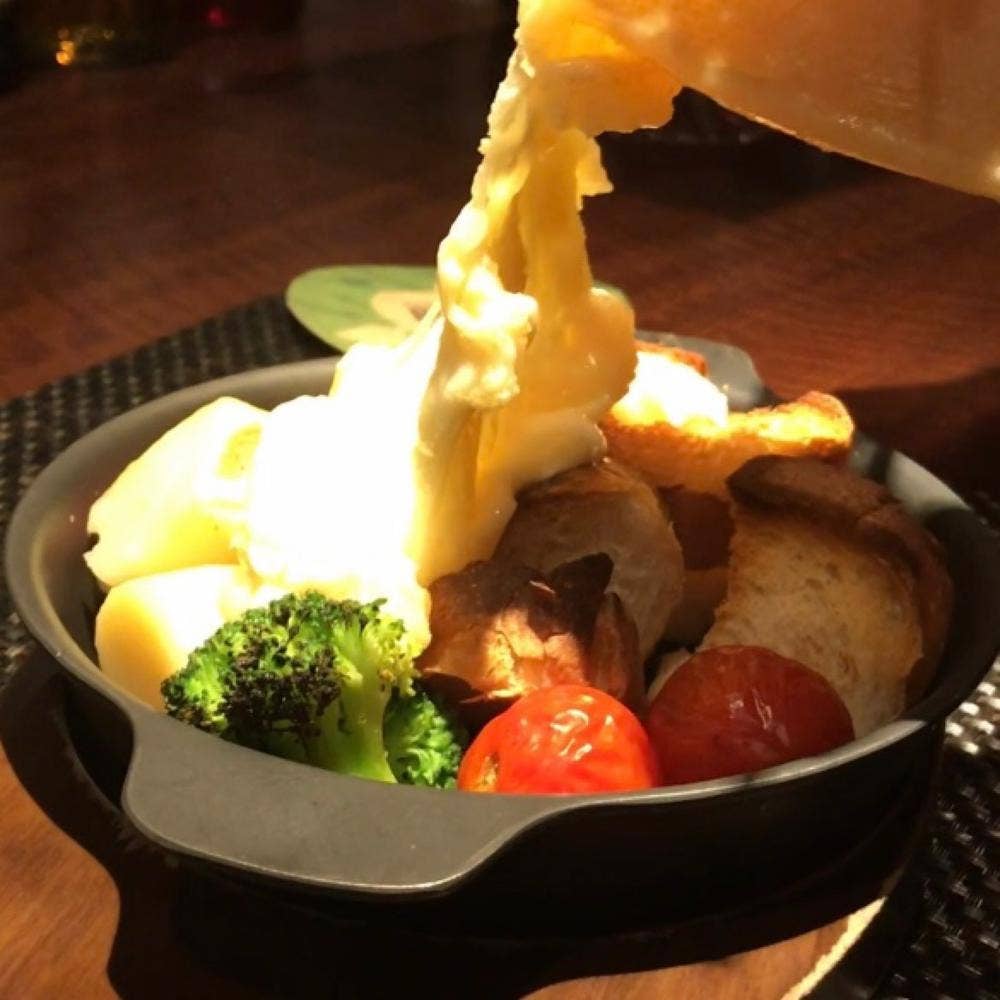 燻製&チーズDining akabane fumo