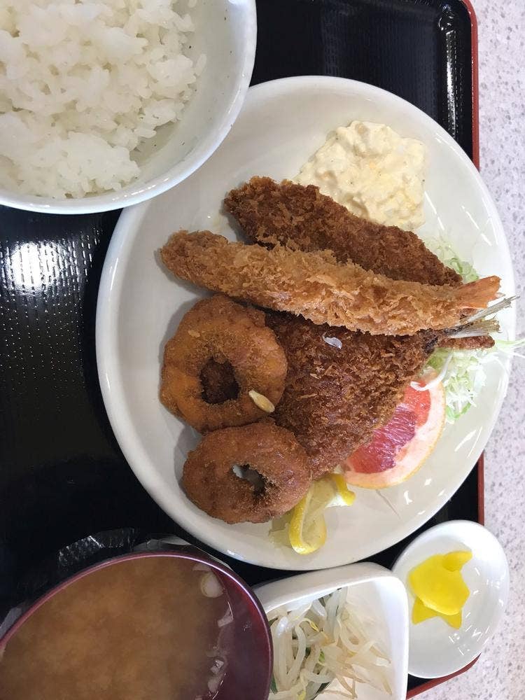 ひまわり亭