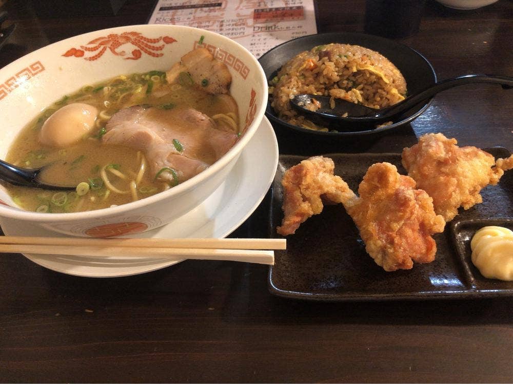 麺屋壱志 尼崎本店