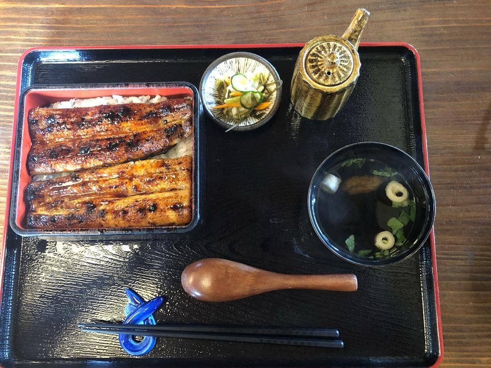 うなぎの緒里