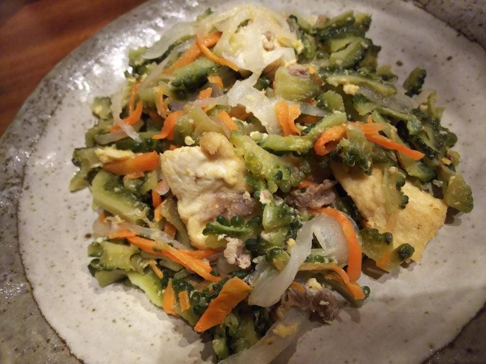 沖縄地料理 龍潭 とまりん店
