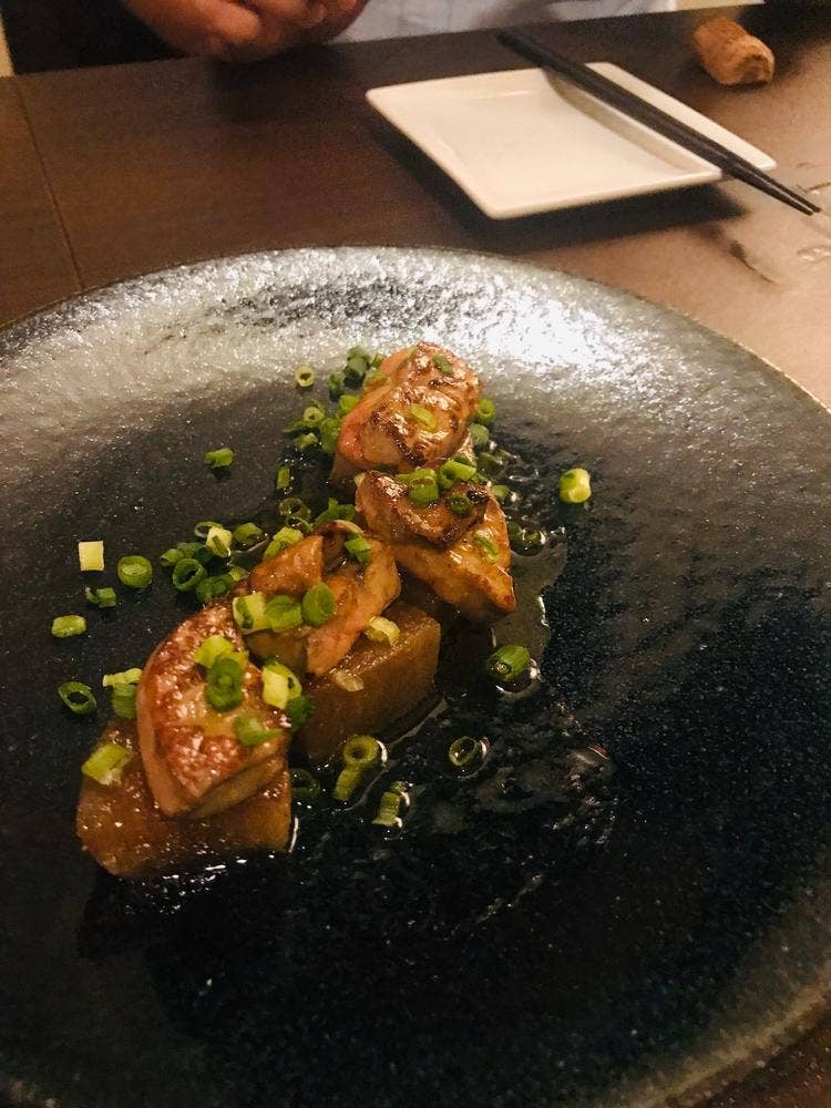 鉄板焼とワイン×日本酒 COCOLO 新福島店