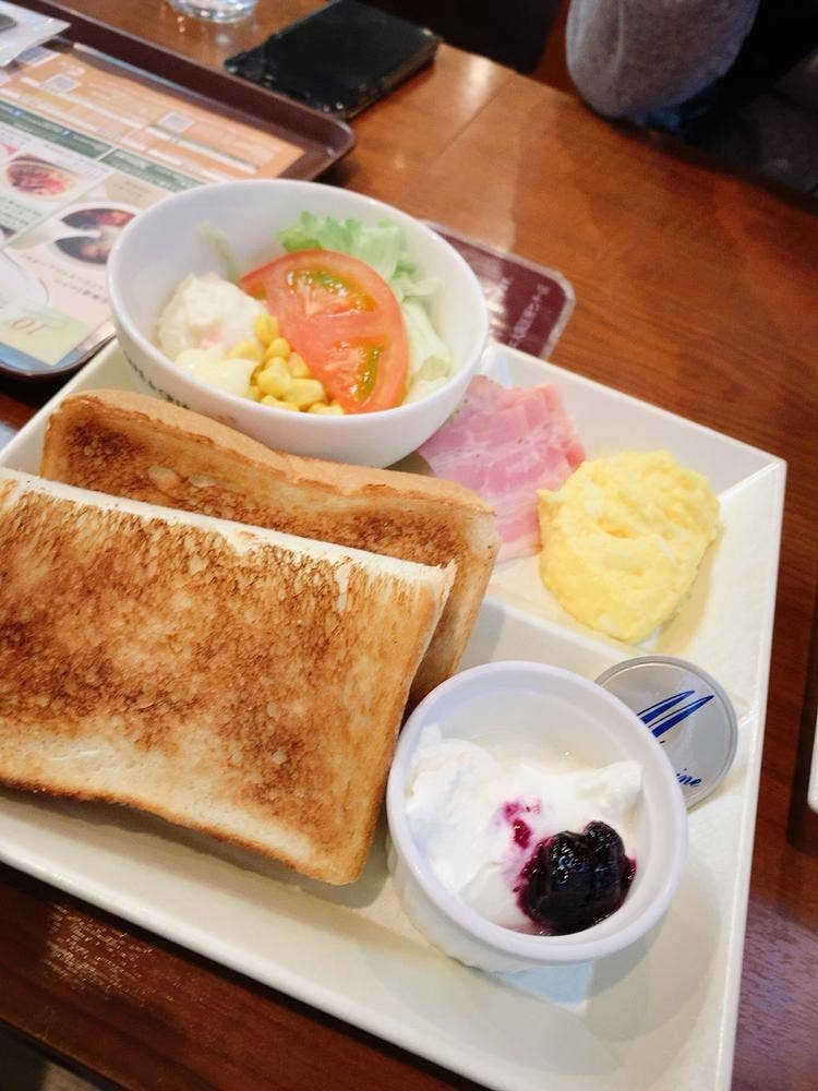 カフェ・ド・クリエ 大阪医療センター店