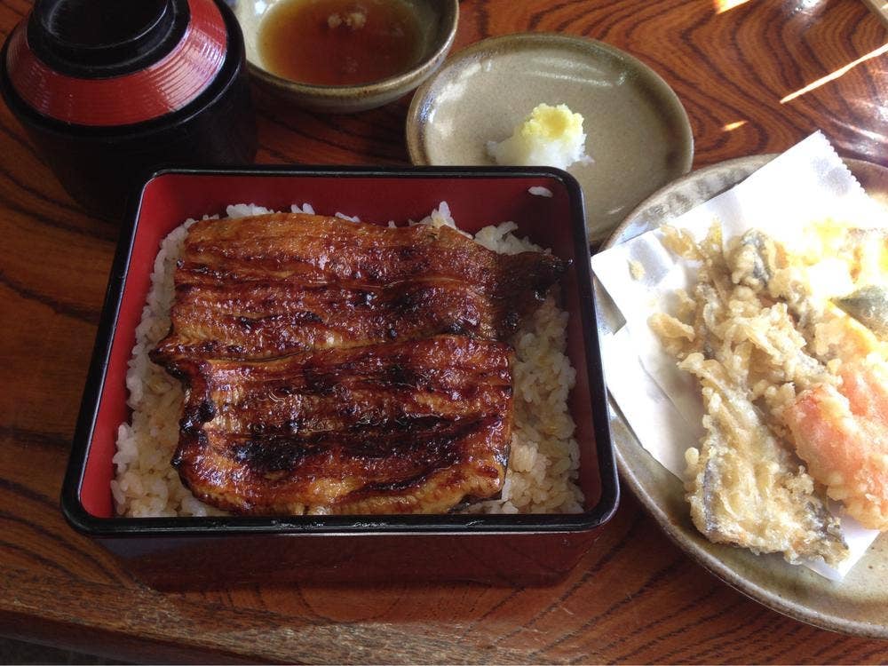 青柳川魚店