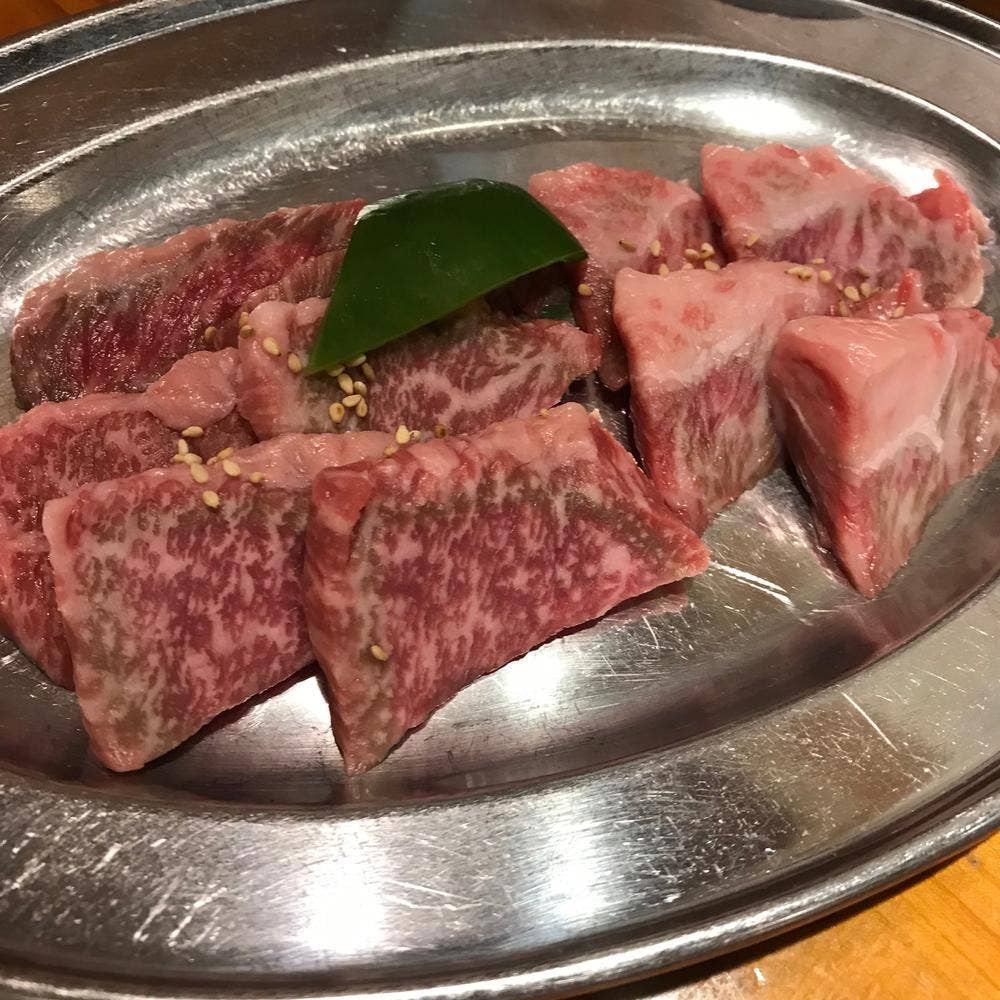 炭火焼 焼肉屋