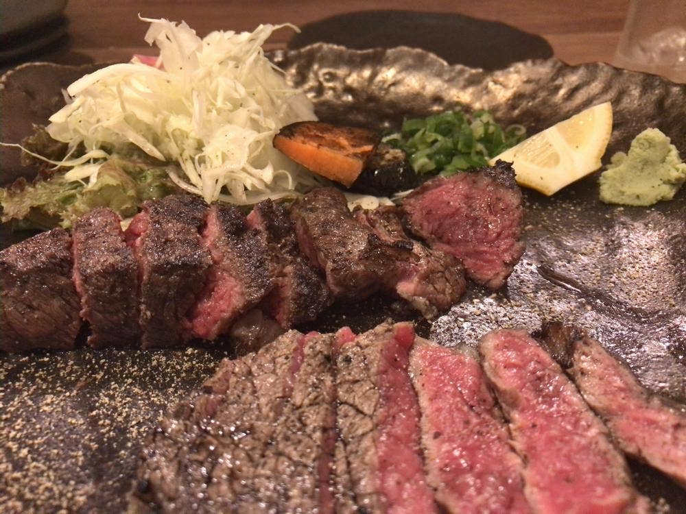 神戸牛炭火ステーキ・逸品 寅松の肉たらし