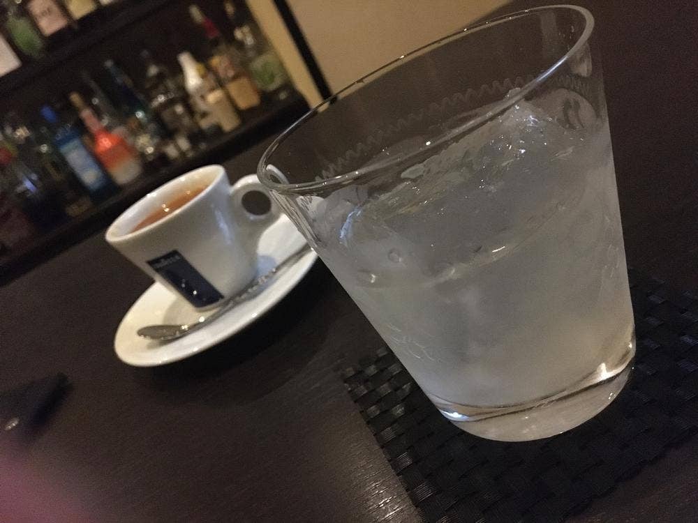 モノクローム