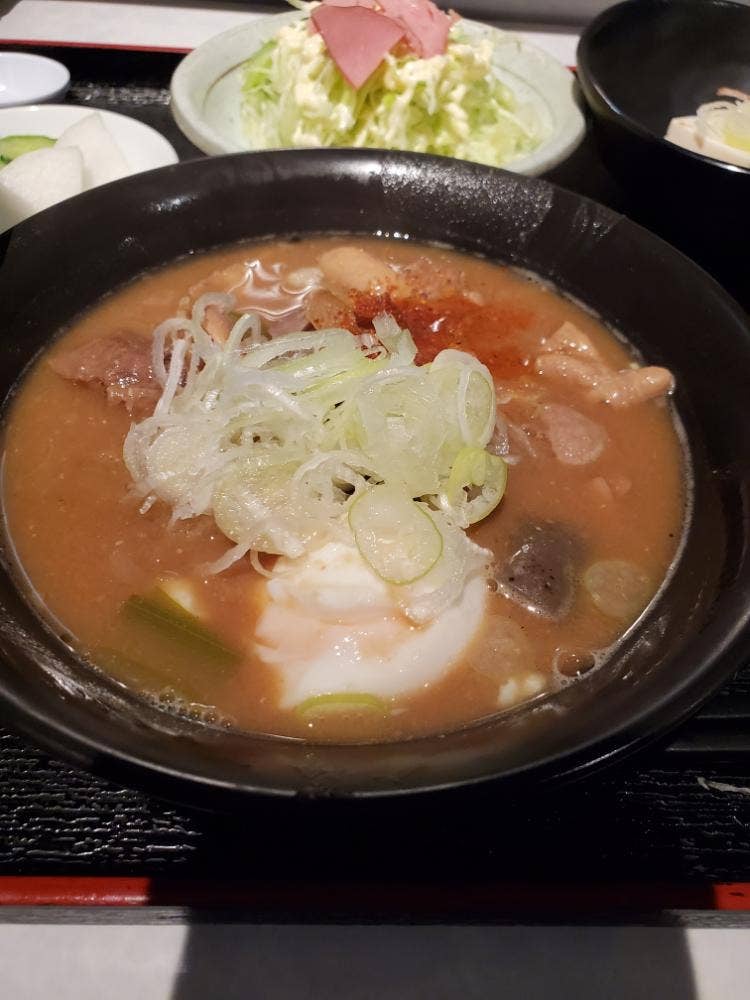 ホルモン 鷹