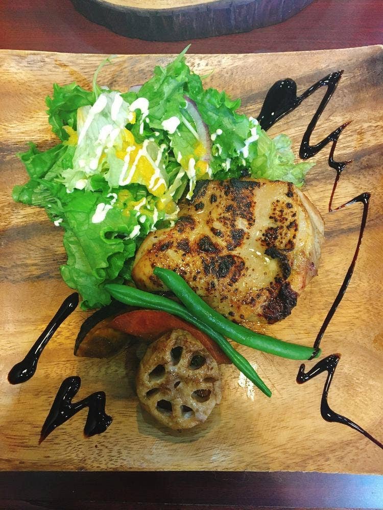 Bistro Frére
