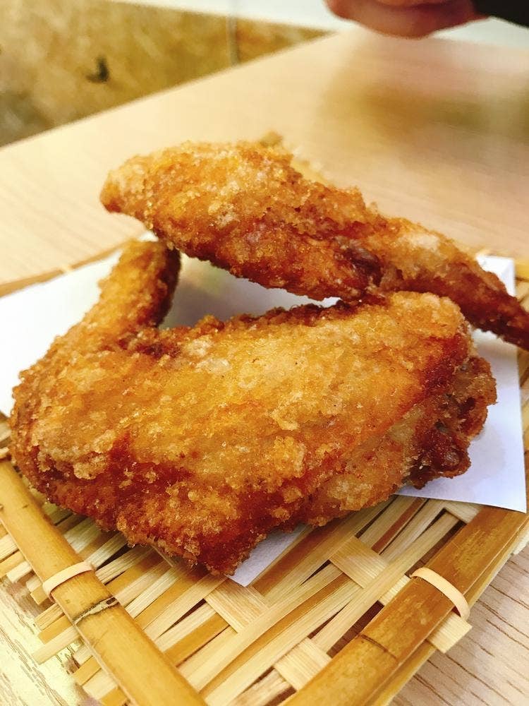 立ち飲み処 りょうたの手羽先