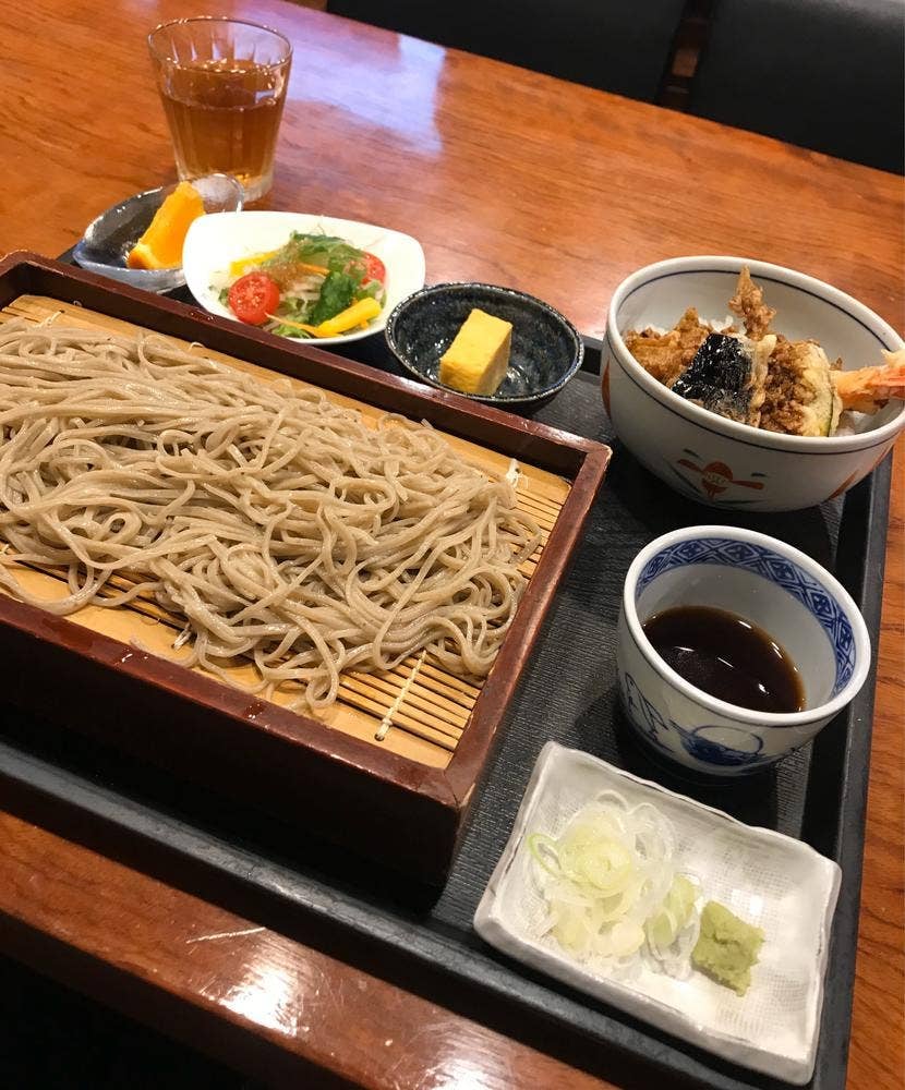 そば酒房かねこ