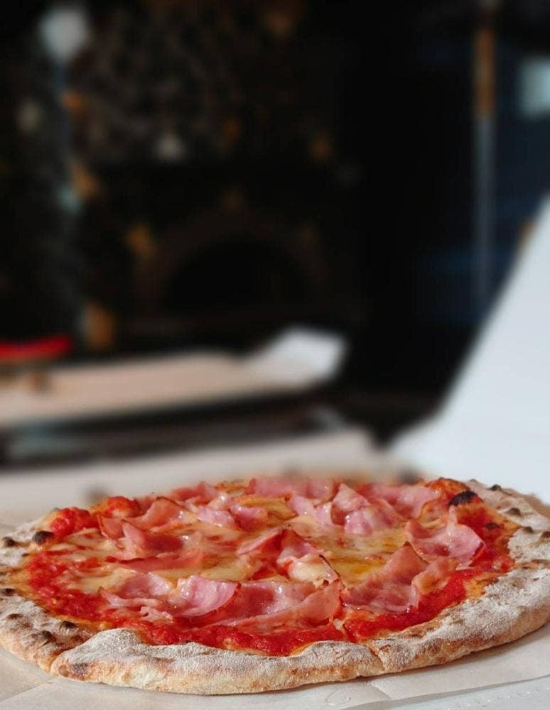 ピザカフェつばさ