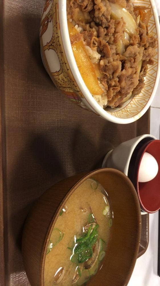 すき家 裾野二ツ屋店