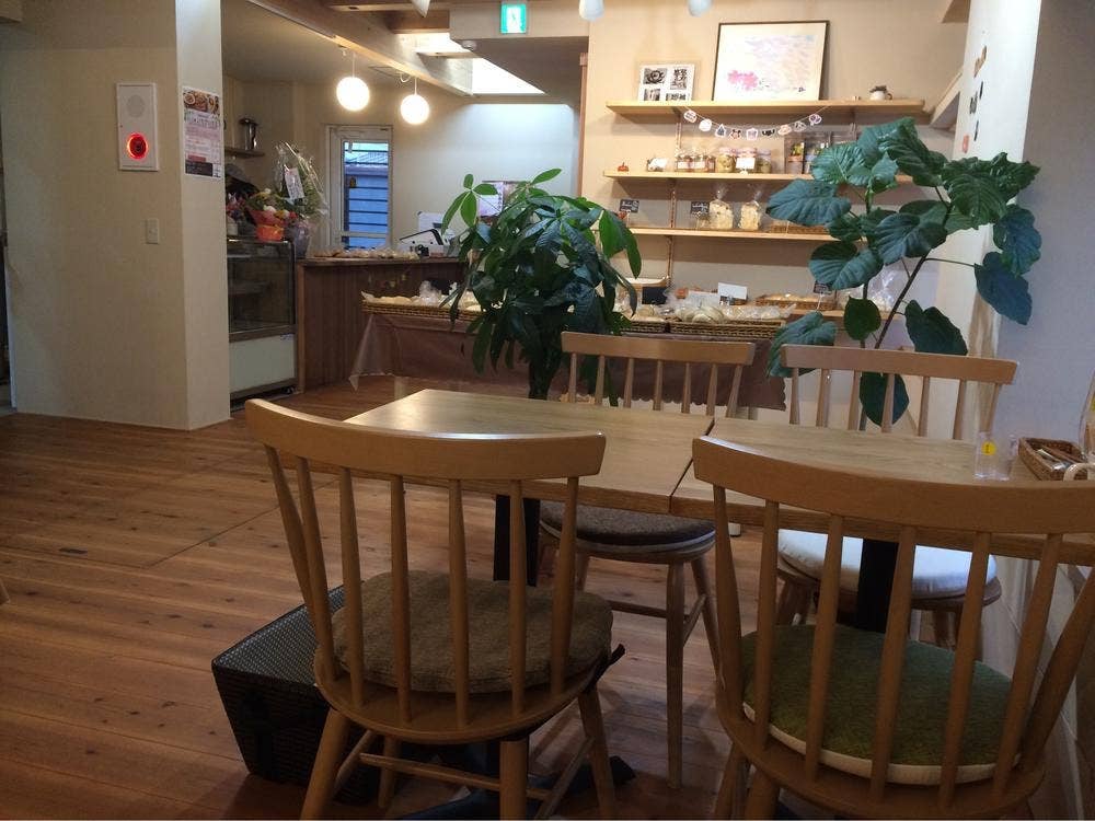 BAKERY CAFE いちごいちえ