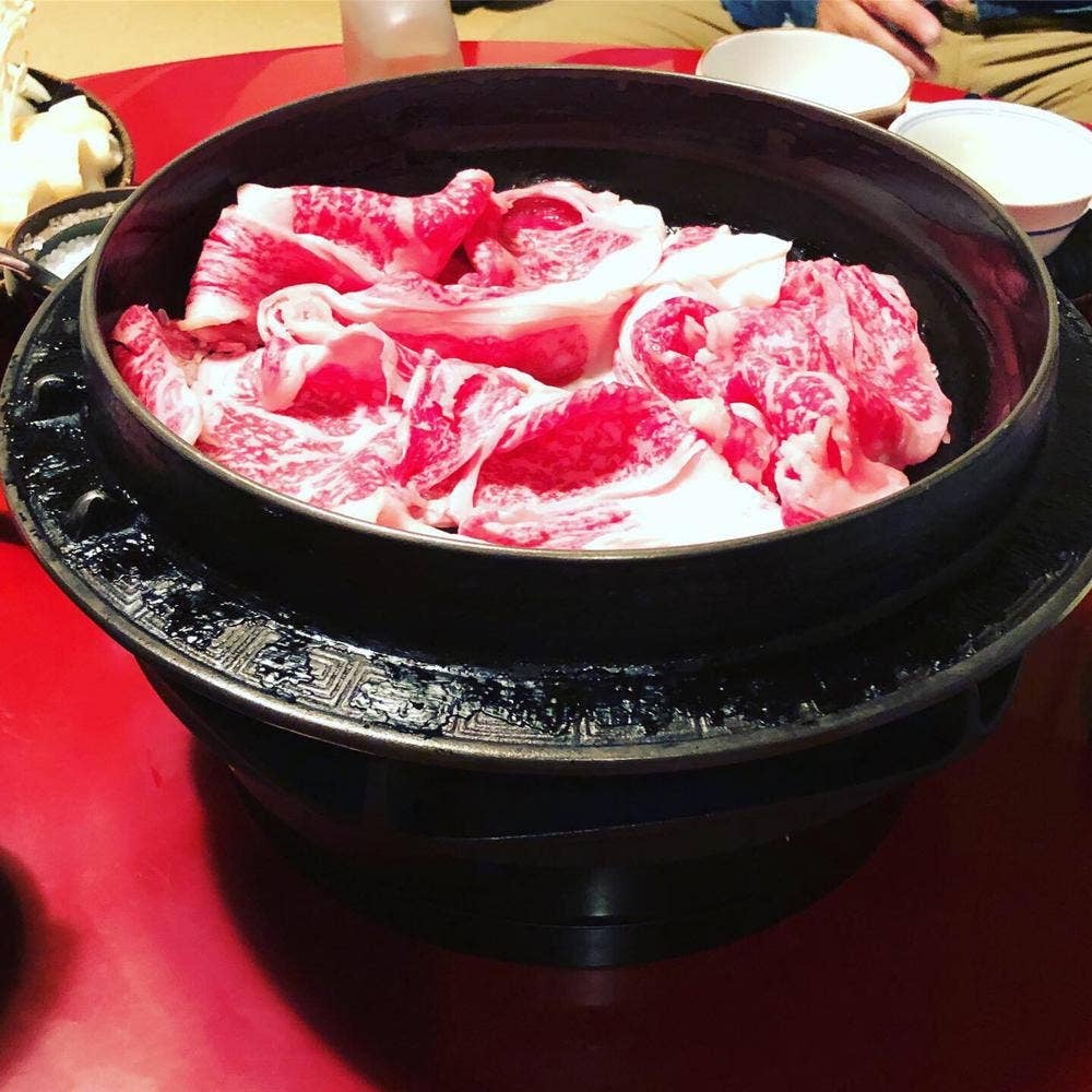 すきやき いろは 本店