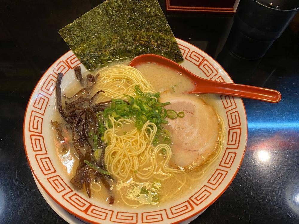 博多長浜ラーメン 六角堂 八王子店