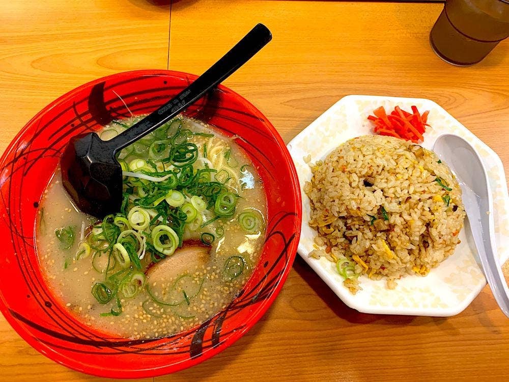 博多ラーメン げんこつ 芦屋店
