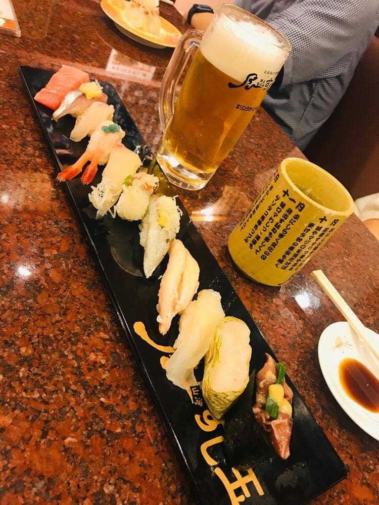 すし八