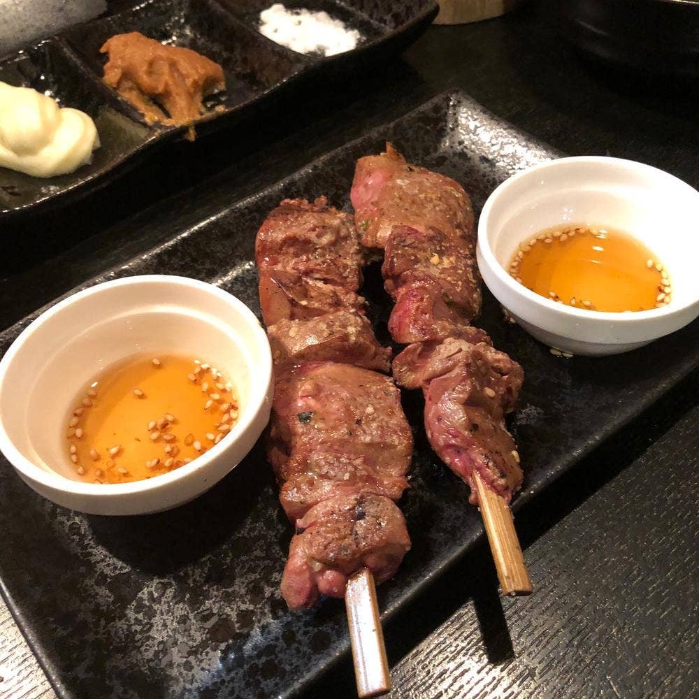 炭火やきとり よし