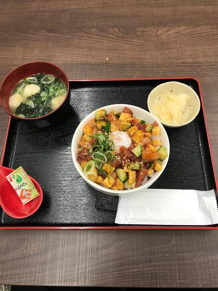 丼丸 京の魚河岸 三条店