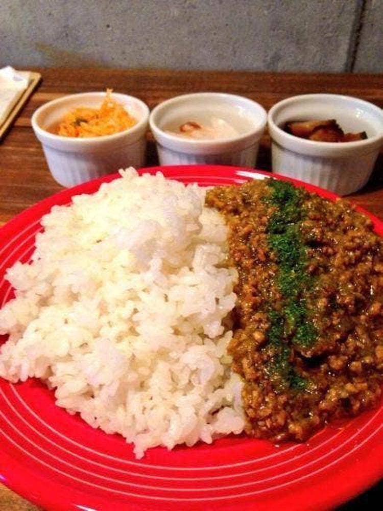 喫茶店 uzuビバレッヂ