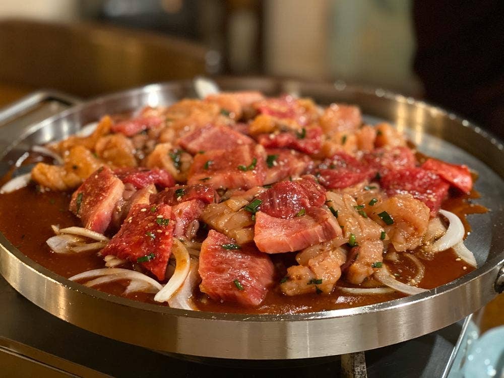 トン・トン・パク