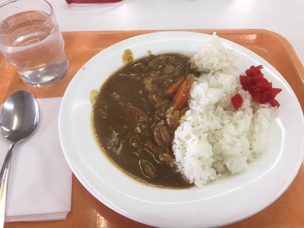 レストハウス マミ ホテル マセンジョー