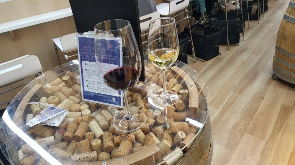 お酒の専門店 ビック酒販 新宿西口店