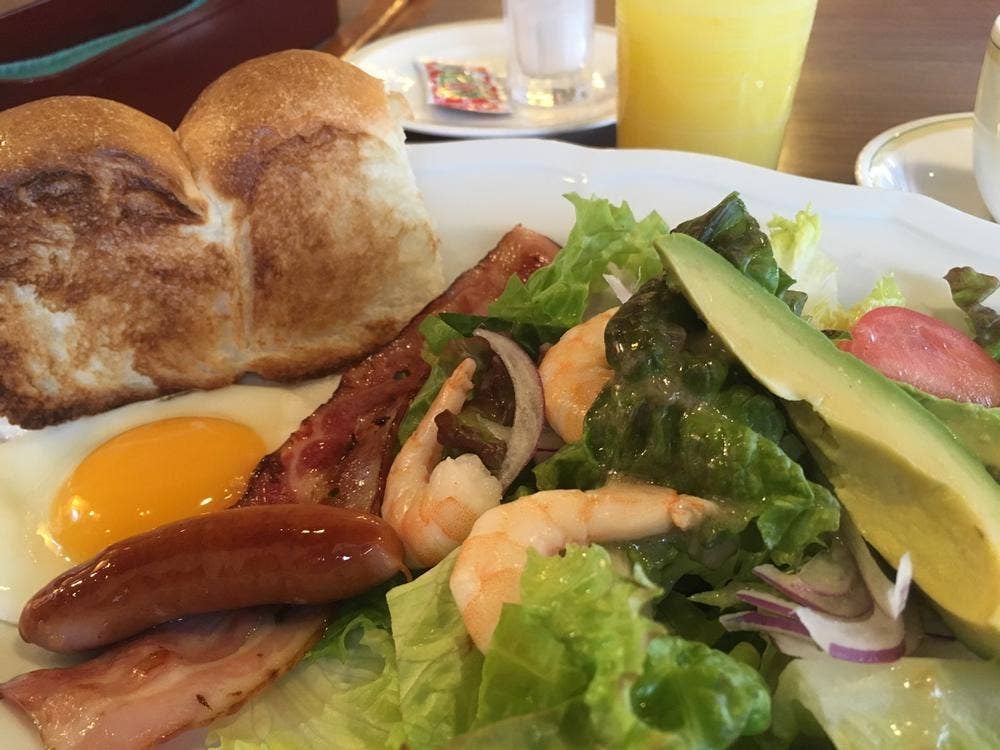 ロイヤルホスト 成田店