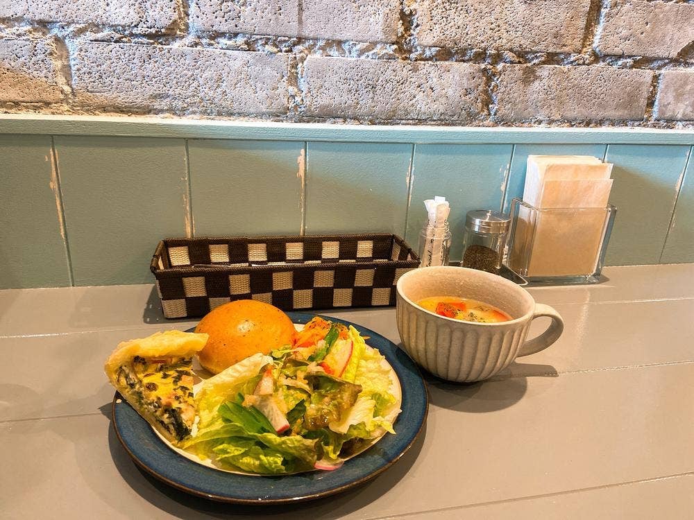 家庭料理とワインのお店 Kuwabara