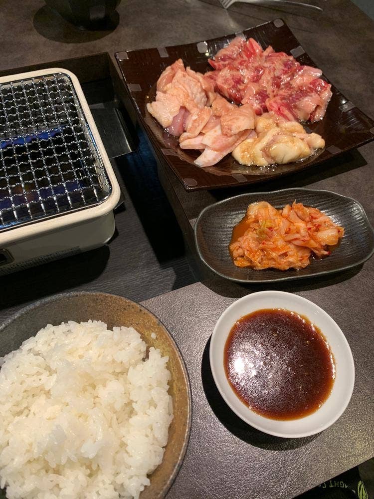 焼肉まんぷく