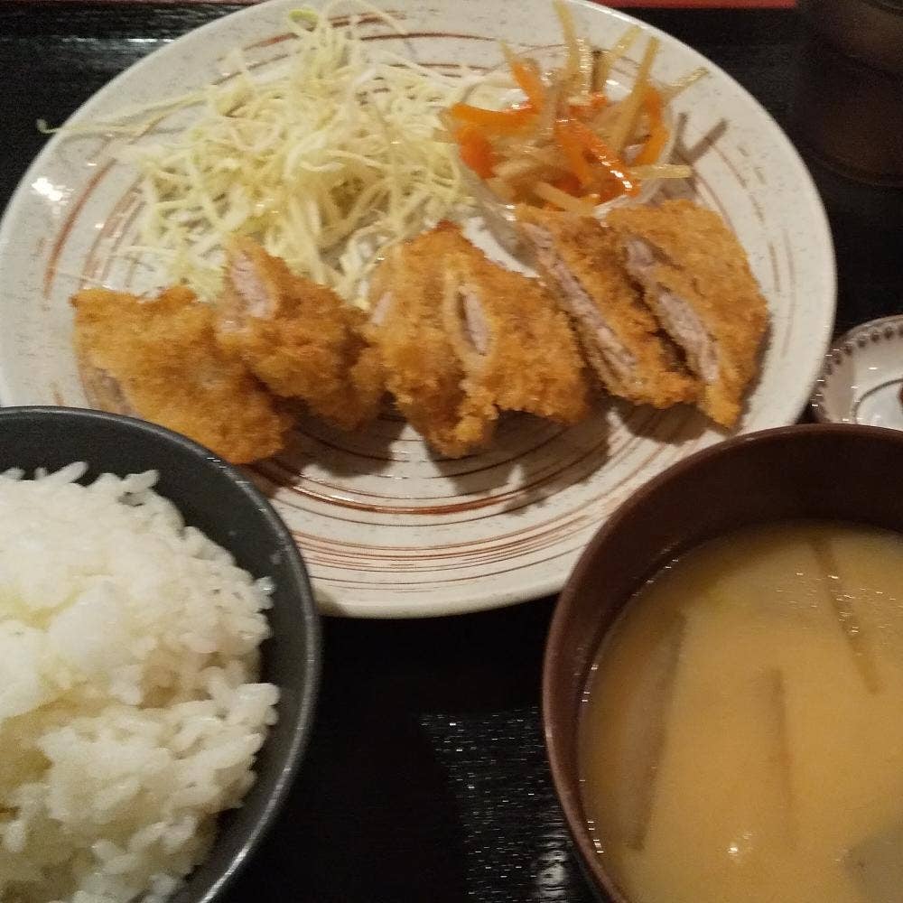 焼き鳥酒場 BOO