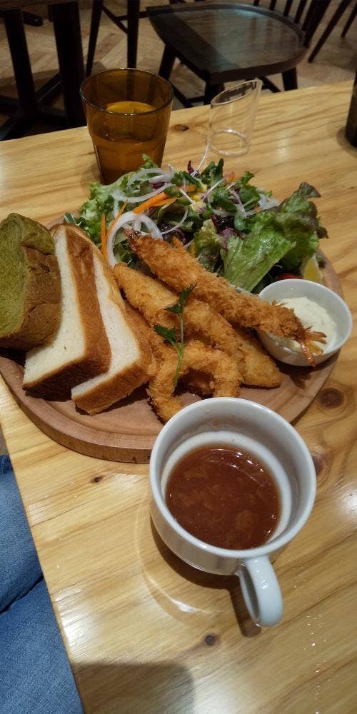 Green Bakery SALAD&TOAST プライムツリー赤池店