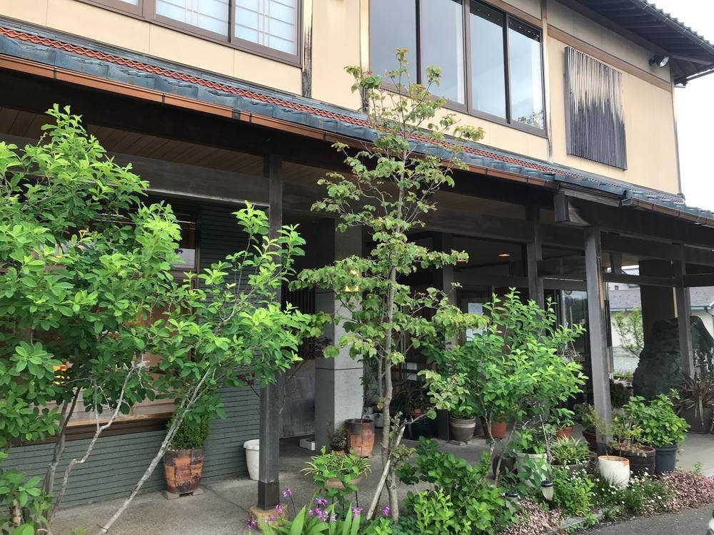 活魚料理 味・一休